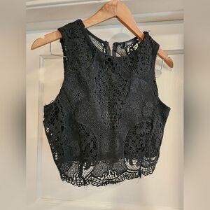 PAPAYA Lace Crop Top